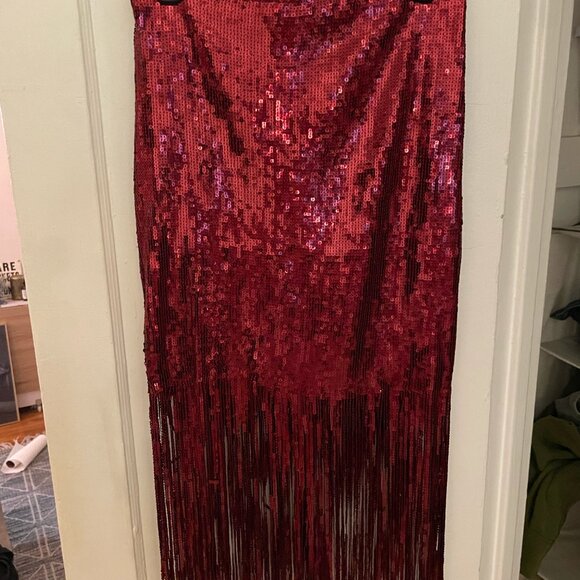 NWT Lulu's Burgundy Sequin High Neck Fringe Body Con Two Piece Set - Picture 5 of 7